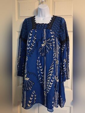 Floreat for Anthropologie black and blue embroidered floral peasant boho Size 4